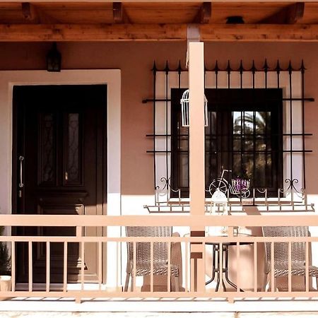 A Home Away From Home Trikala  Exterior photo